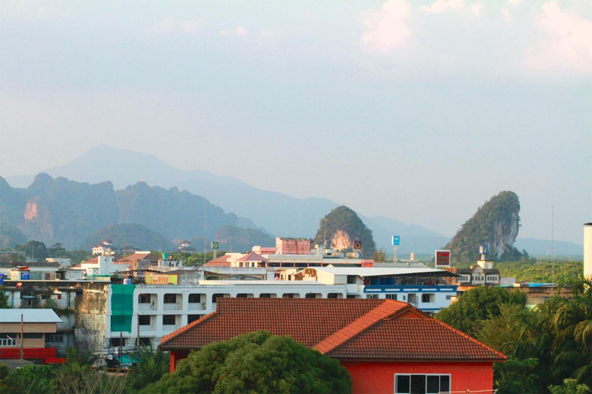 Baan Samrarn Aparthotel Krabi town Eksteriør bilde